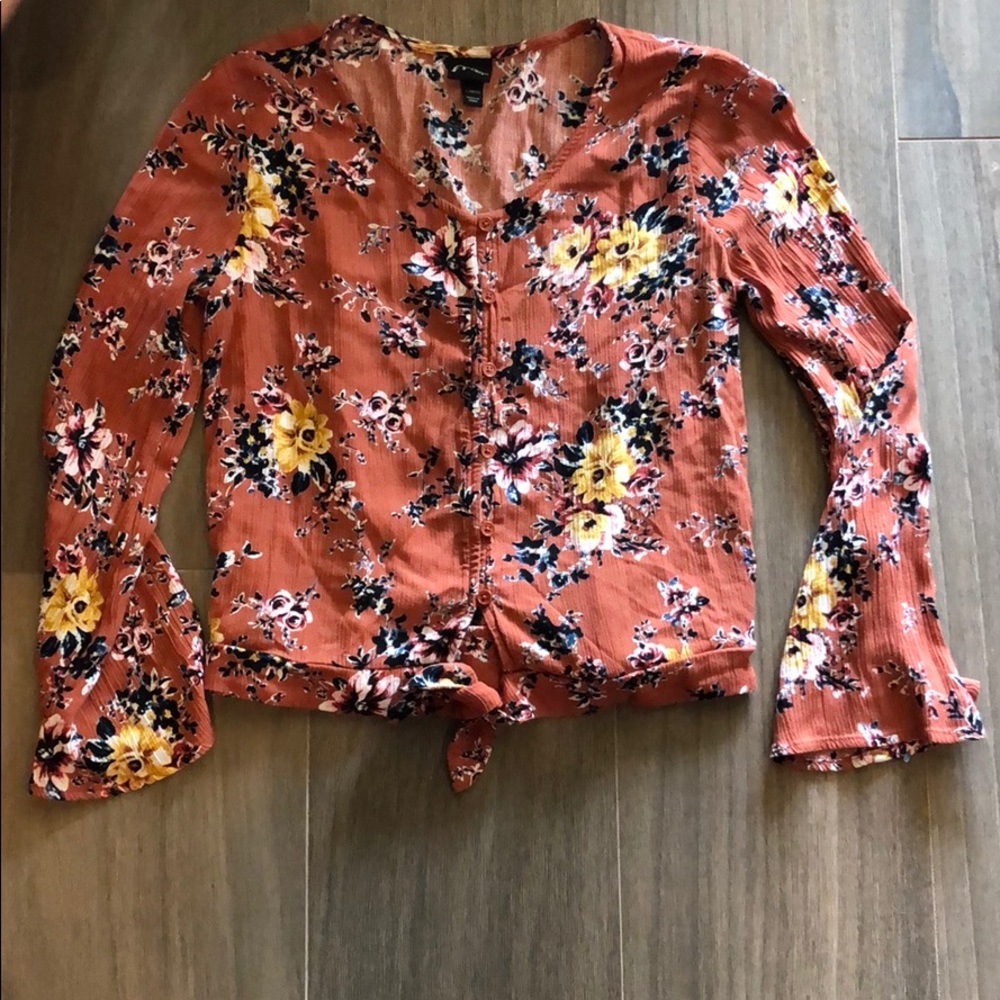Girls Art Class Flower Top. Never worn size 10/12